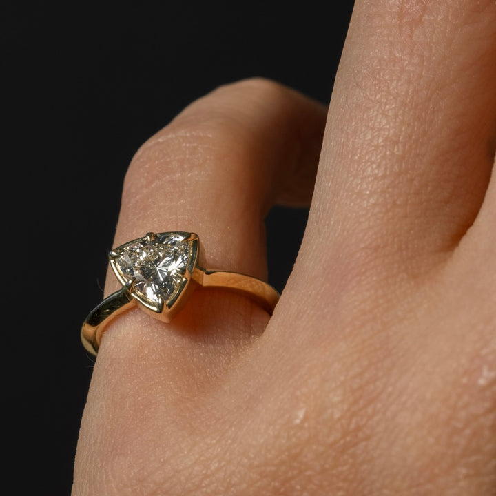 Trillion Knife Edge Solitaire Stacking Band